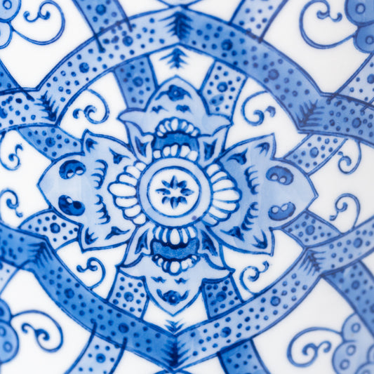 Ruban Blue and White Lamp with Shade